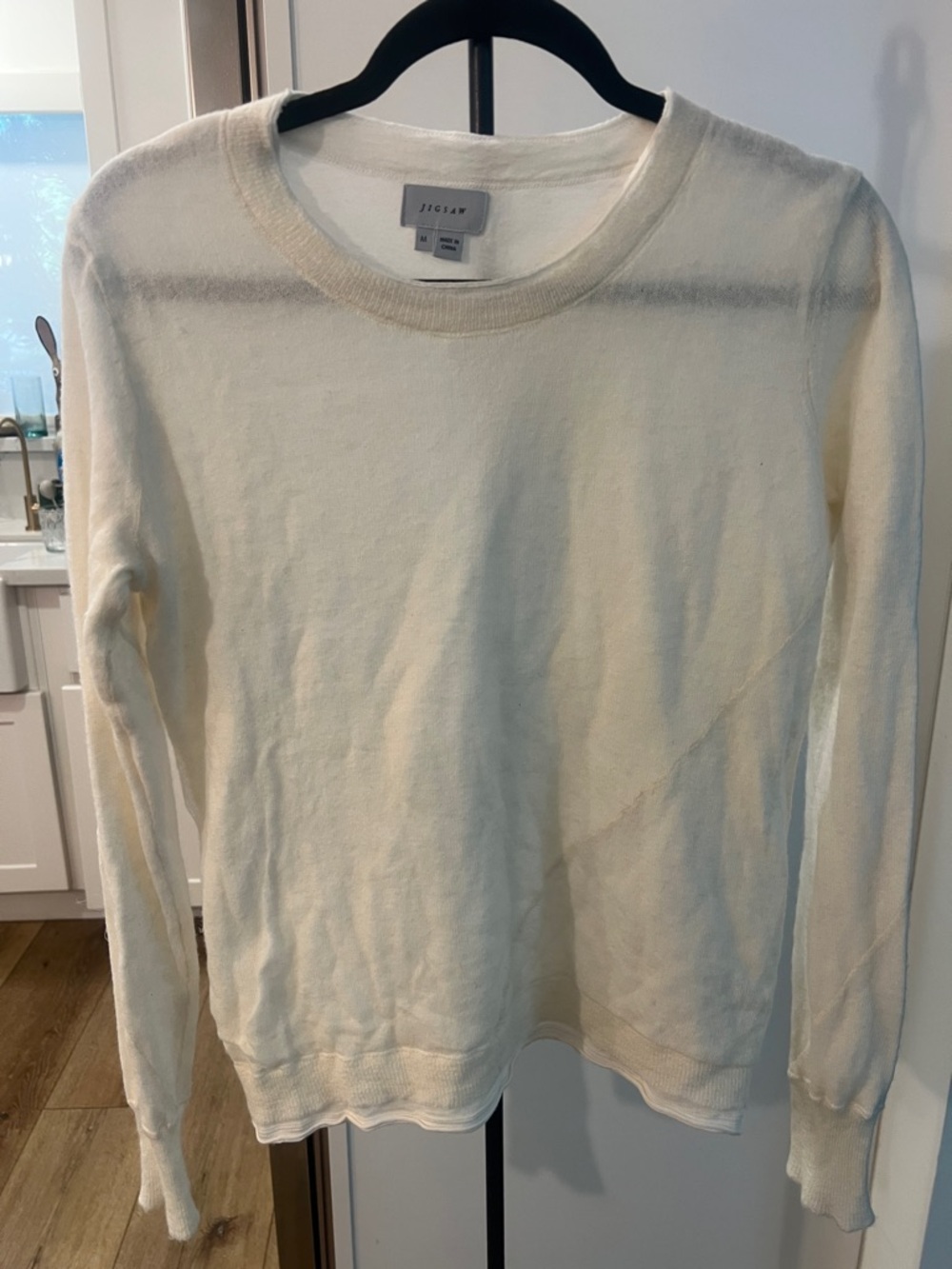 Jigsaw Cream Lightweight Long-Sleeve Crewneck sz M crew neck.